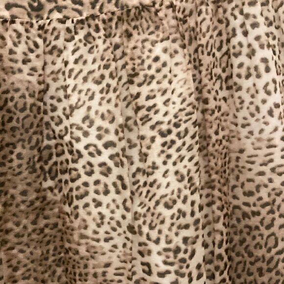 MonnaLisa Girls Maxi Dress in Animal Print with Ruffled Collar & Flower Size 12. - Picture 4 of 10